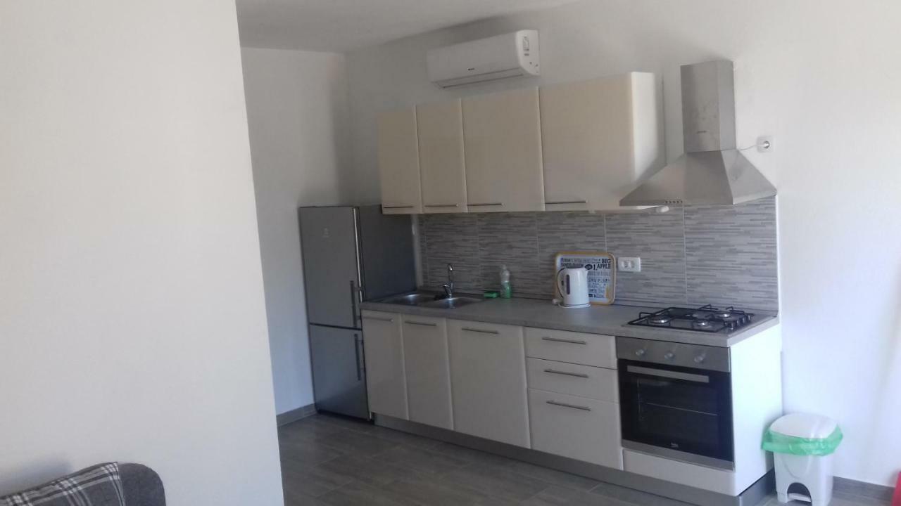 Apartments Lancek Ivan Dolac Exterior photo